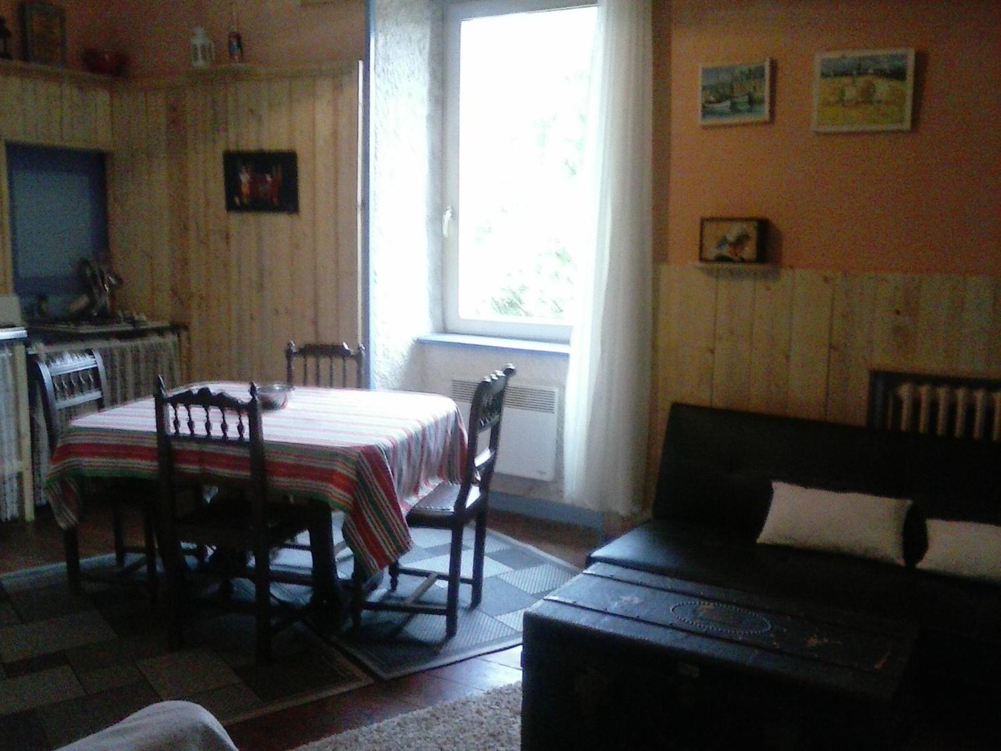 Les Gites Du Couvent Alternatif Camlez Habitación foto
