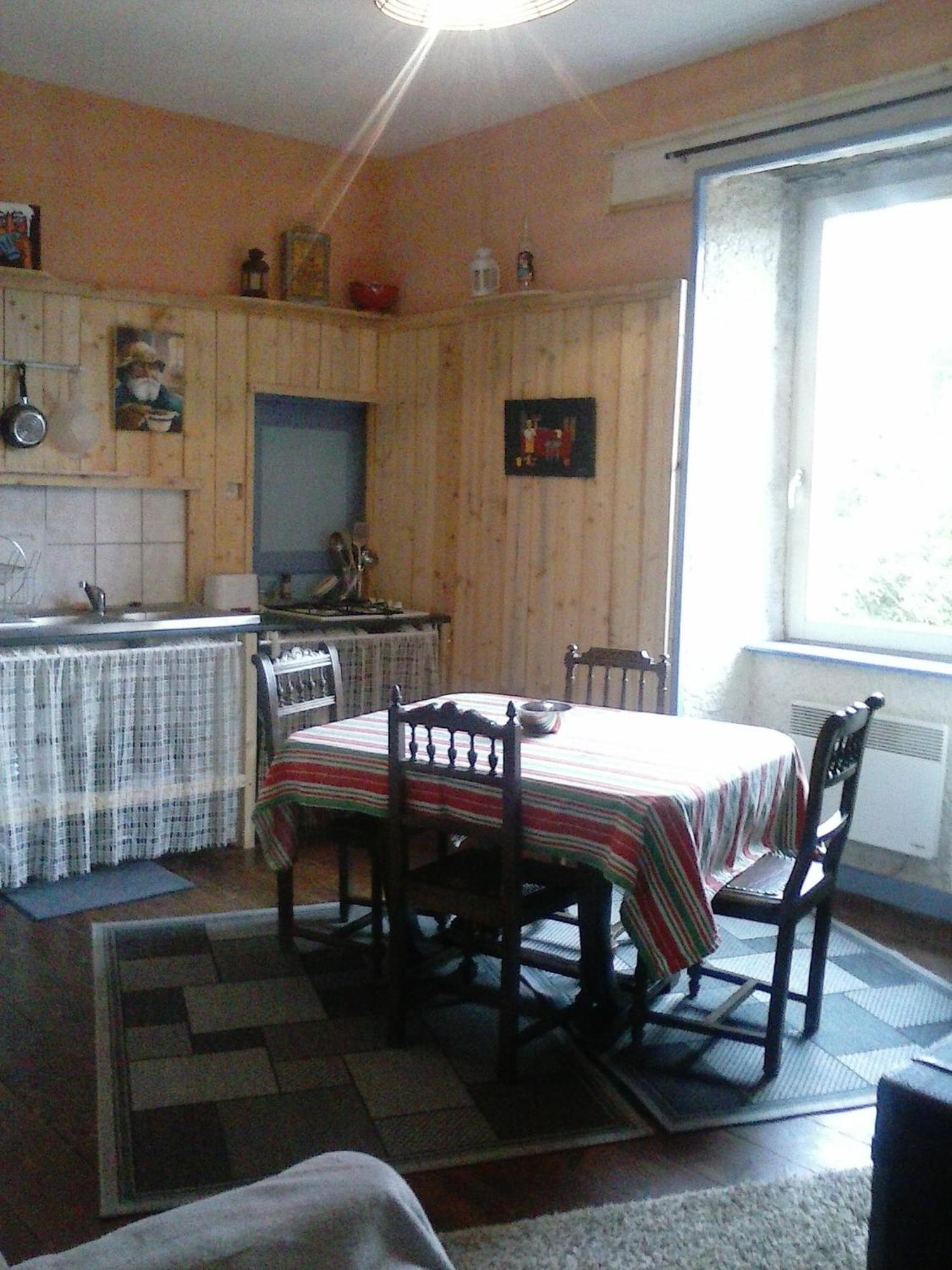 Les Gites Du Couvent Alternatif Camlez Habitación foto