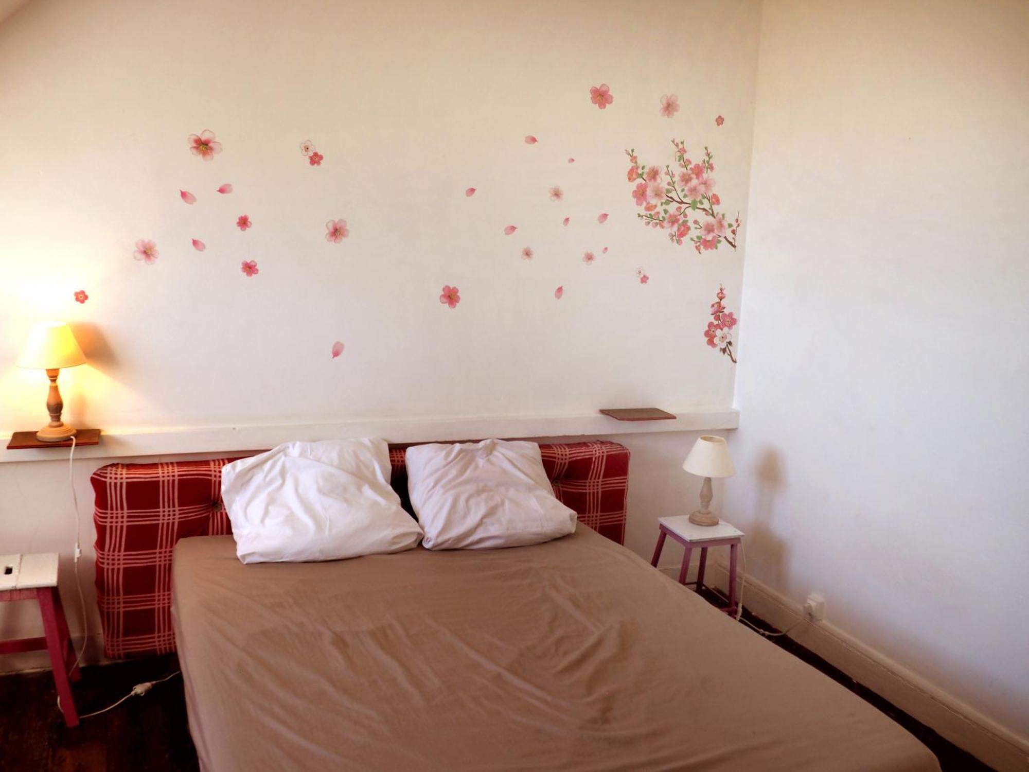 Les Gites Du Couvent Alternatif Camlez Habitación foto
