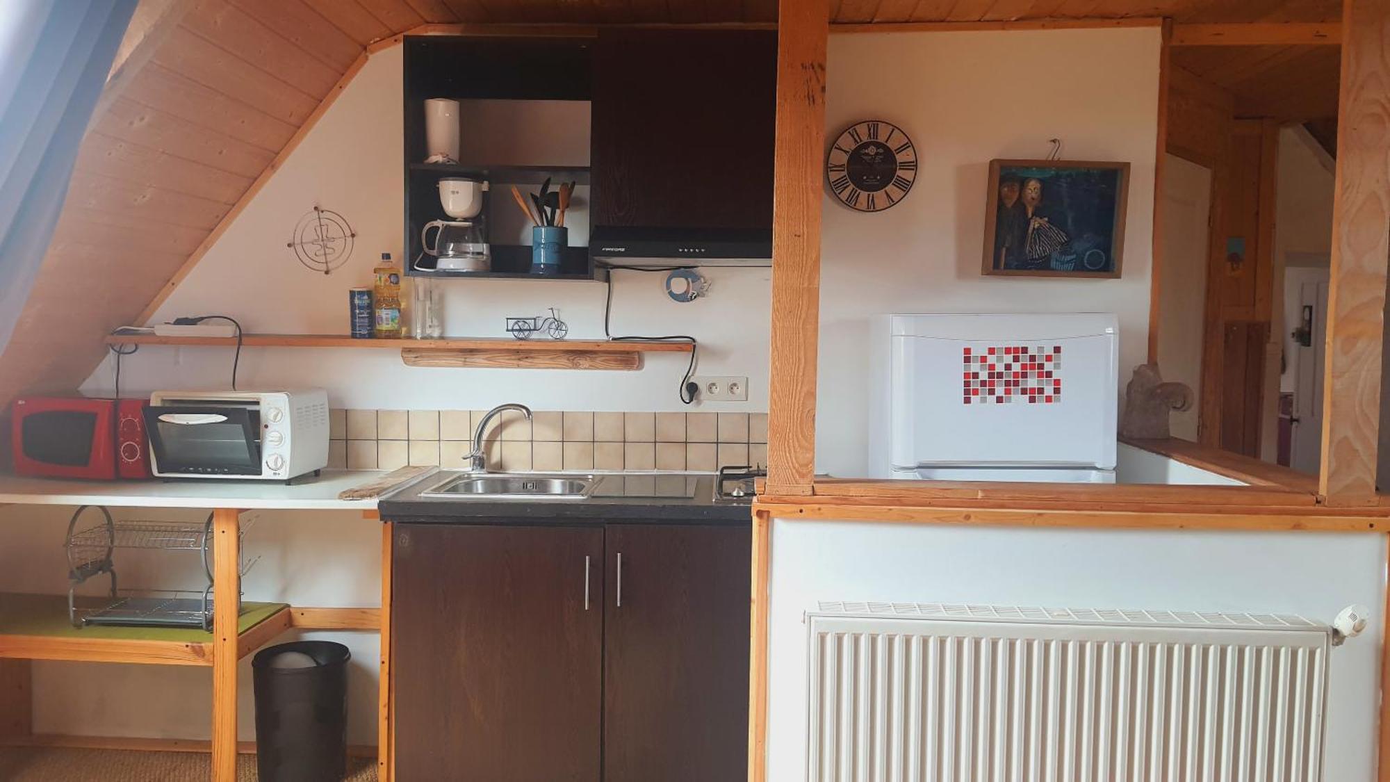 Les Gites Du Couvent Alternatif Camlez Habitación foto